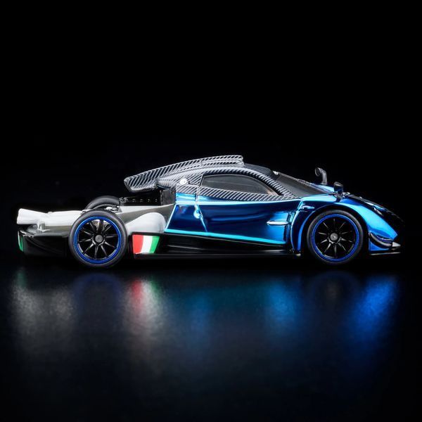 Моделька Hot Wheels Car RLC Exclusive 2021 Pagani Huayra R \ Хот Вілс Пагані Уайра Р 73891279 фото